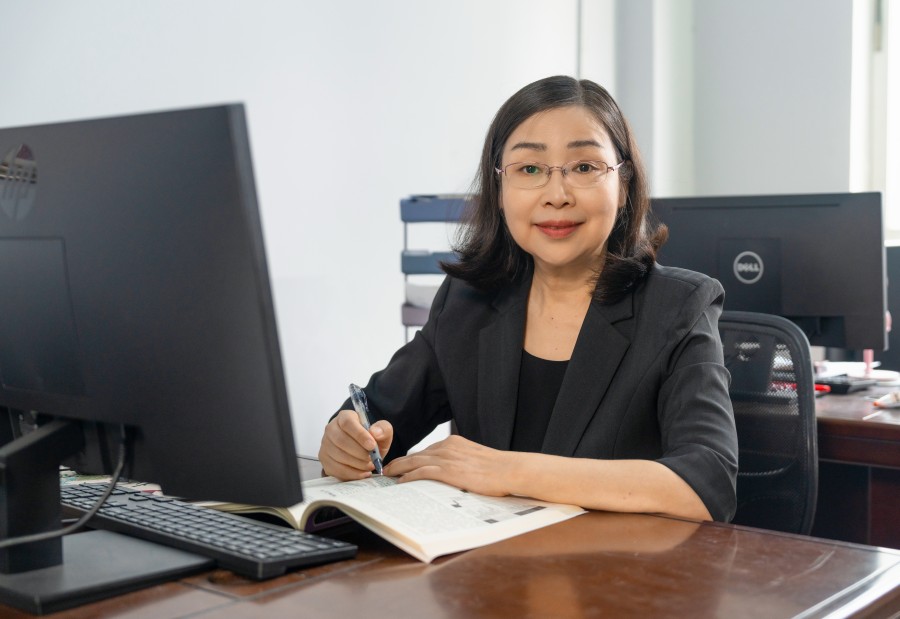 杨晓旗.jpg